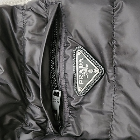 Prada lightweight down jacket - Picture 2 of 11
